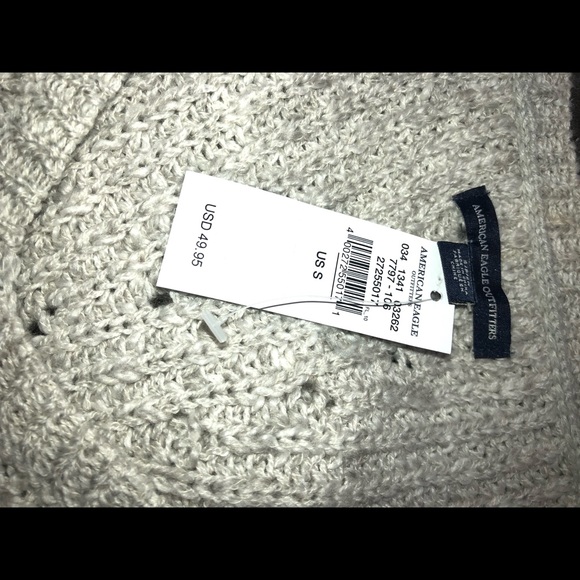 Brand New long sleeve sweater - Picture 6 of 6